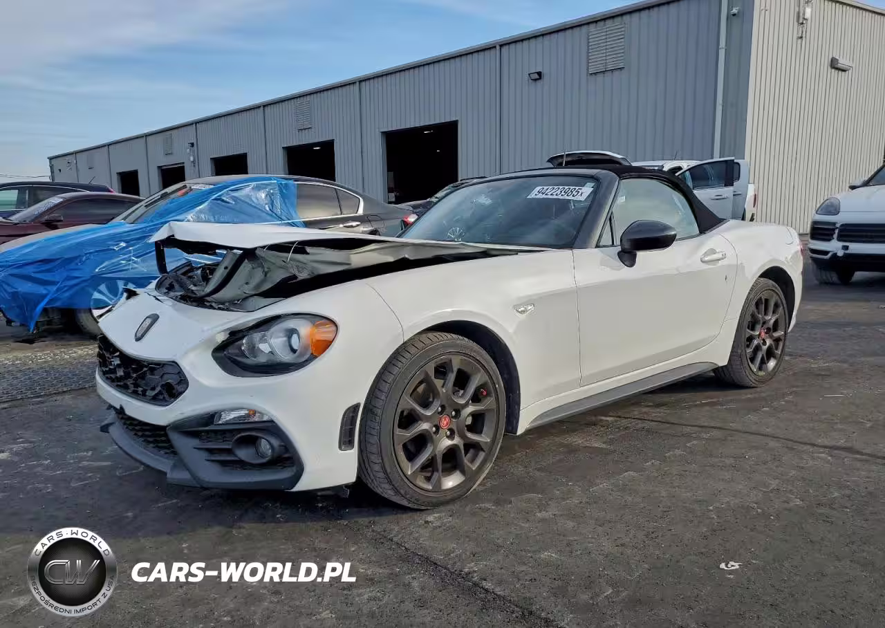 2018 Fiat 124 Spider Classica