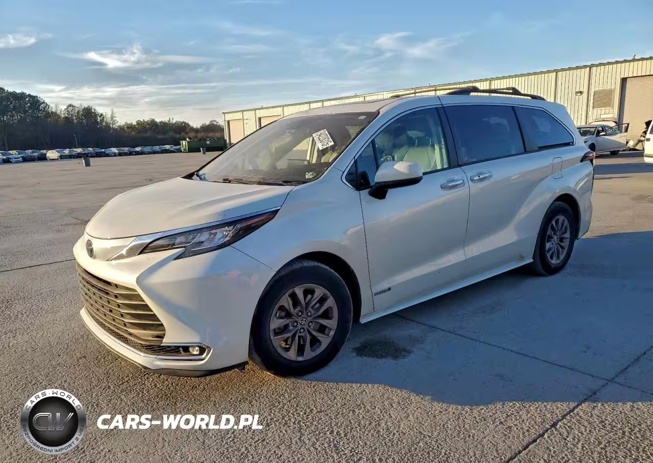 2021 Toyota Sienna Xle