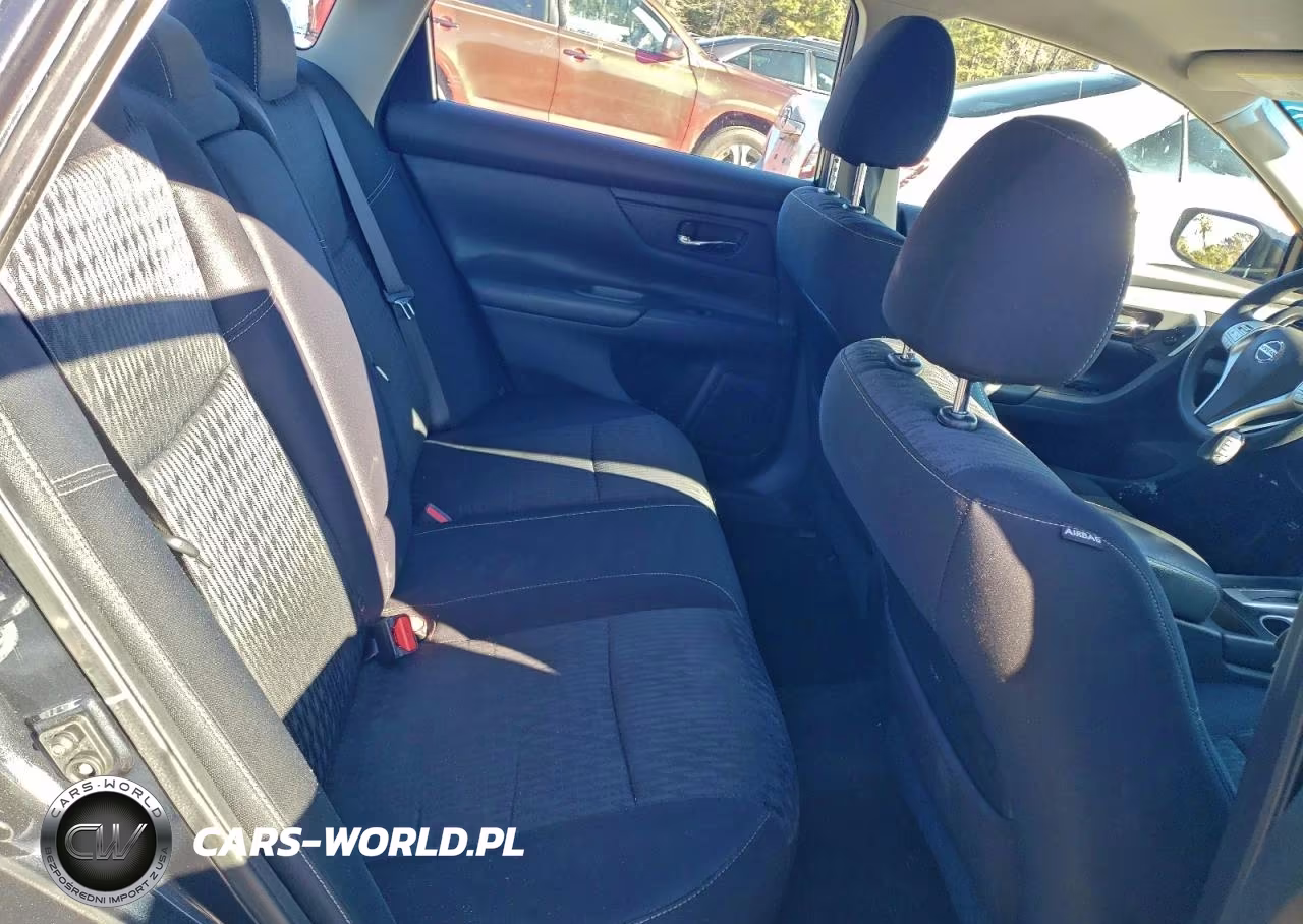 2018 Nissan Altima 2.5 VIN:1N4AL3AP7JC248194 - 10