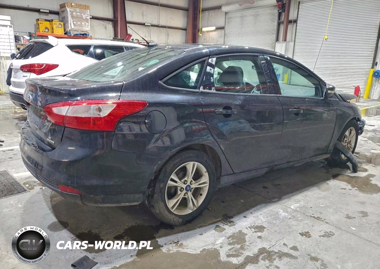 2013 Ford Focus Se VIN:1FADP3F26DL309196 - 3