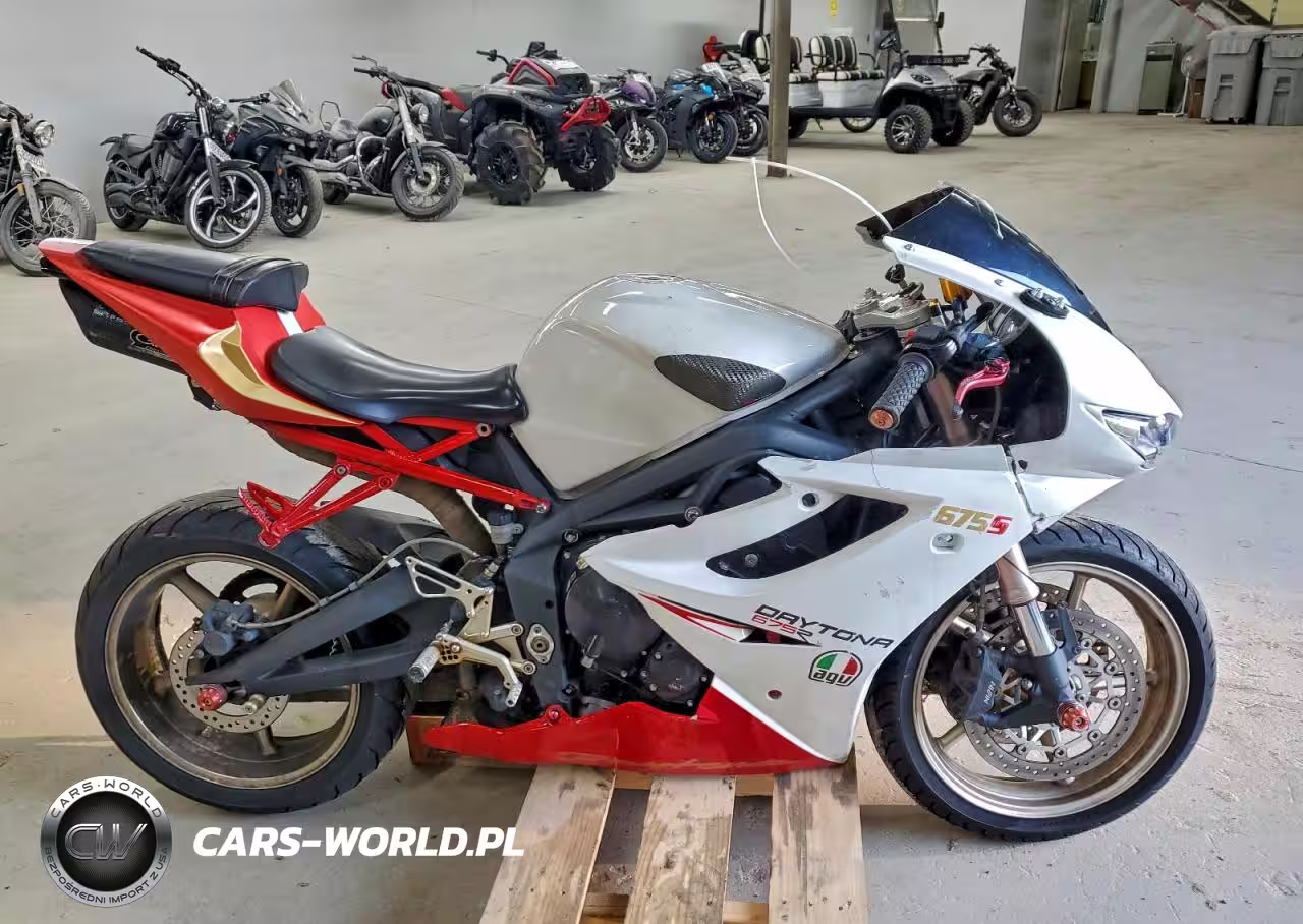 2011 Triumph Motorcycle Daytona 675