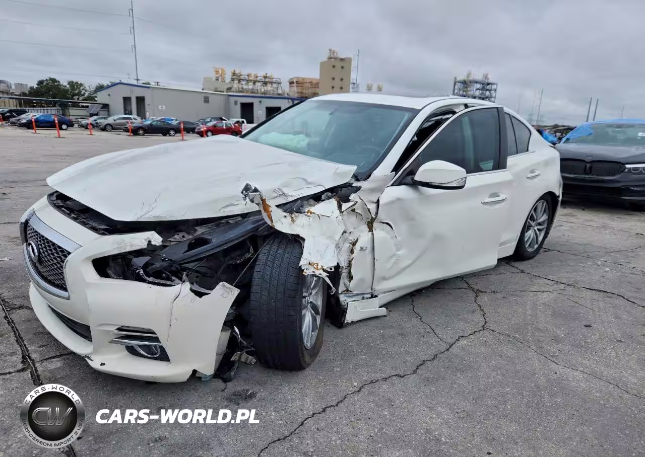2014 Infiniti Q50 Base