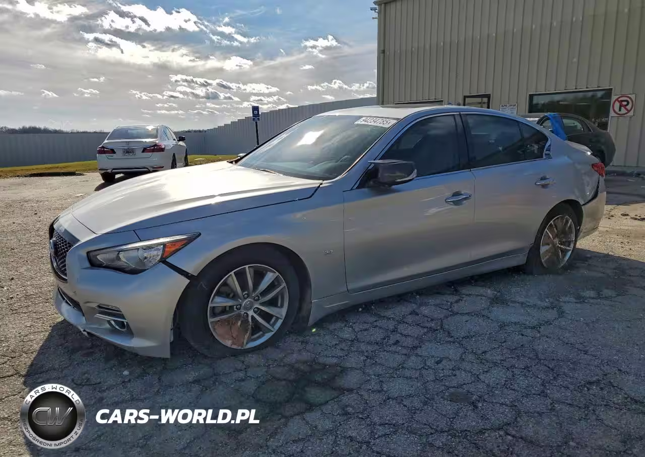 2015 Infiniti Q50 Base