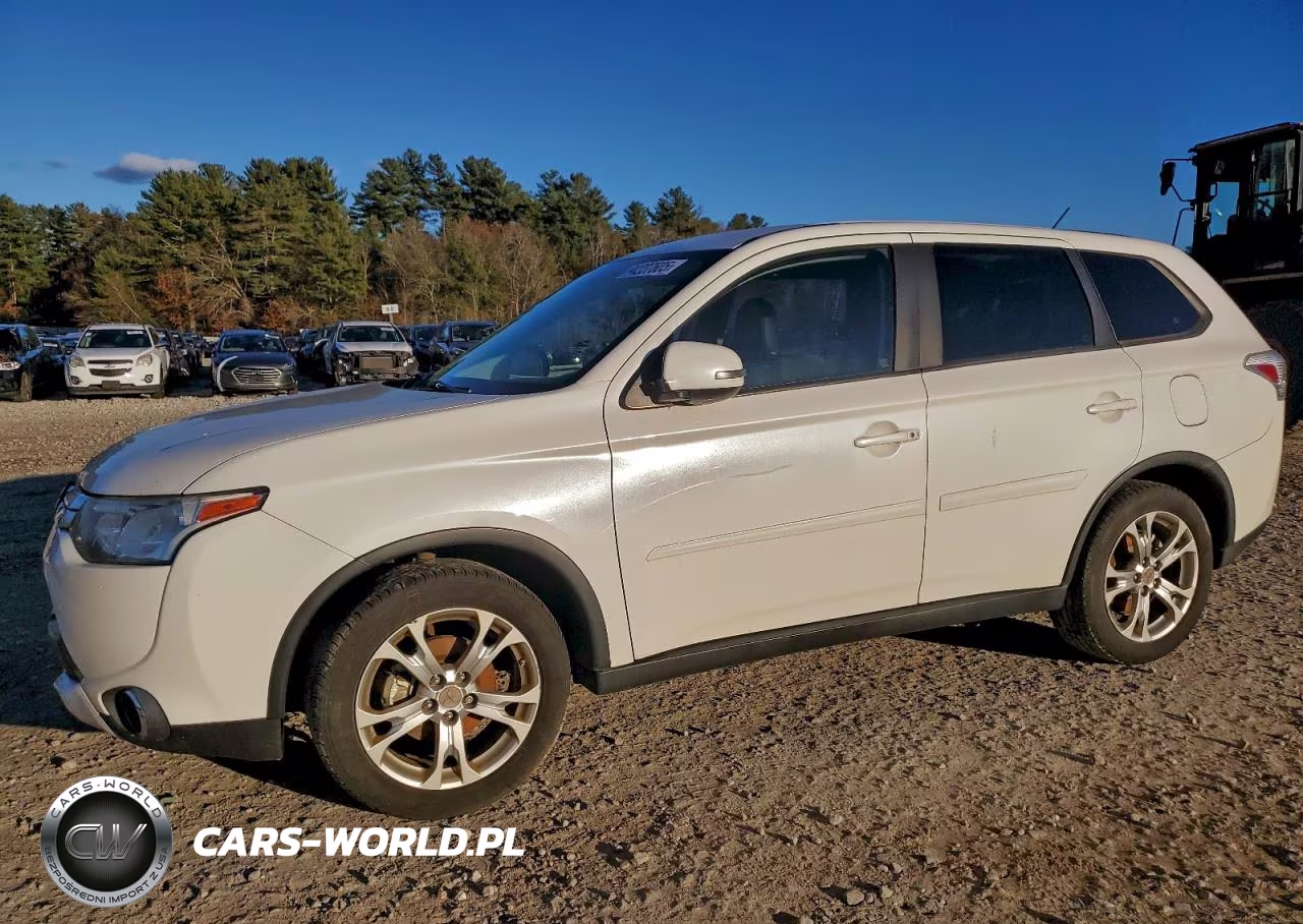 2015 Mitsubishi Outlander Se