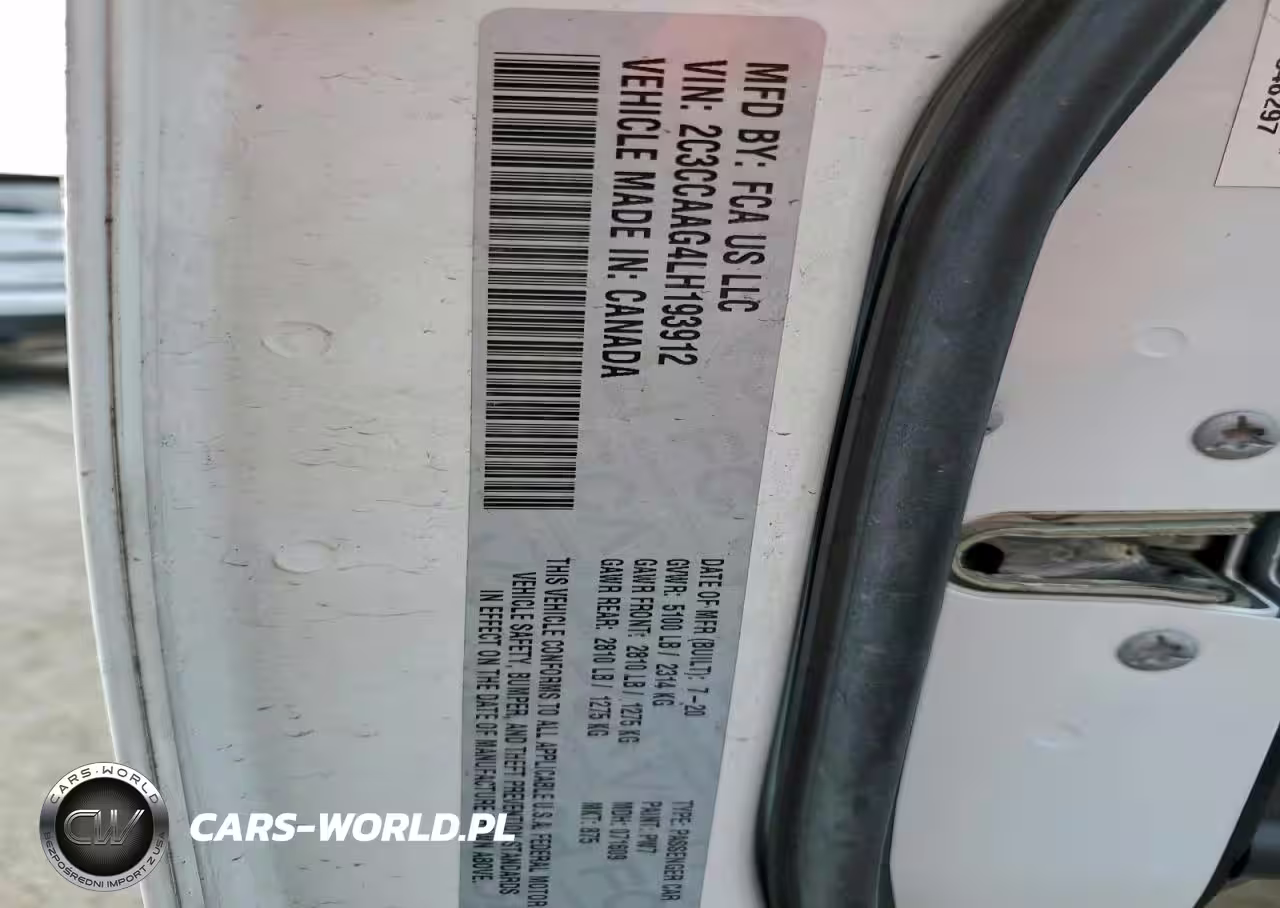 2020 Chrysler 300 Touring VIN:2C3CCAAG4LH193912 - 13