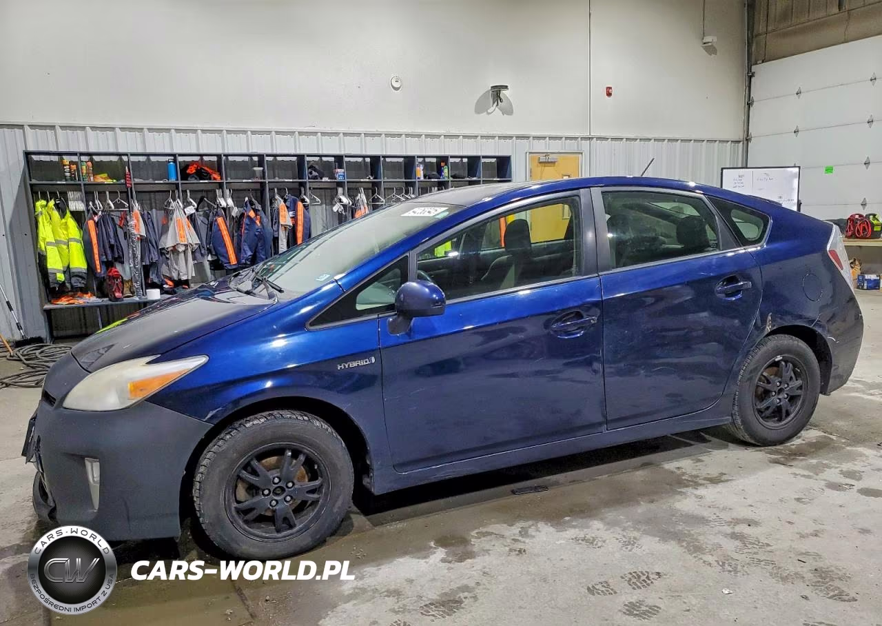 2012 Toyota Prius Two