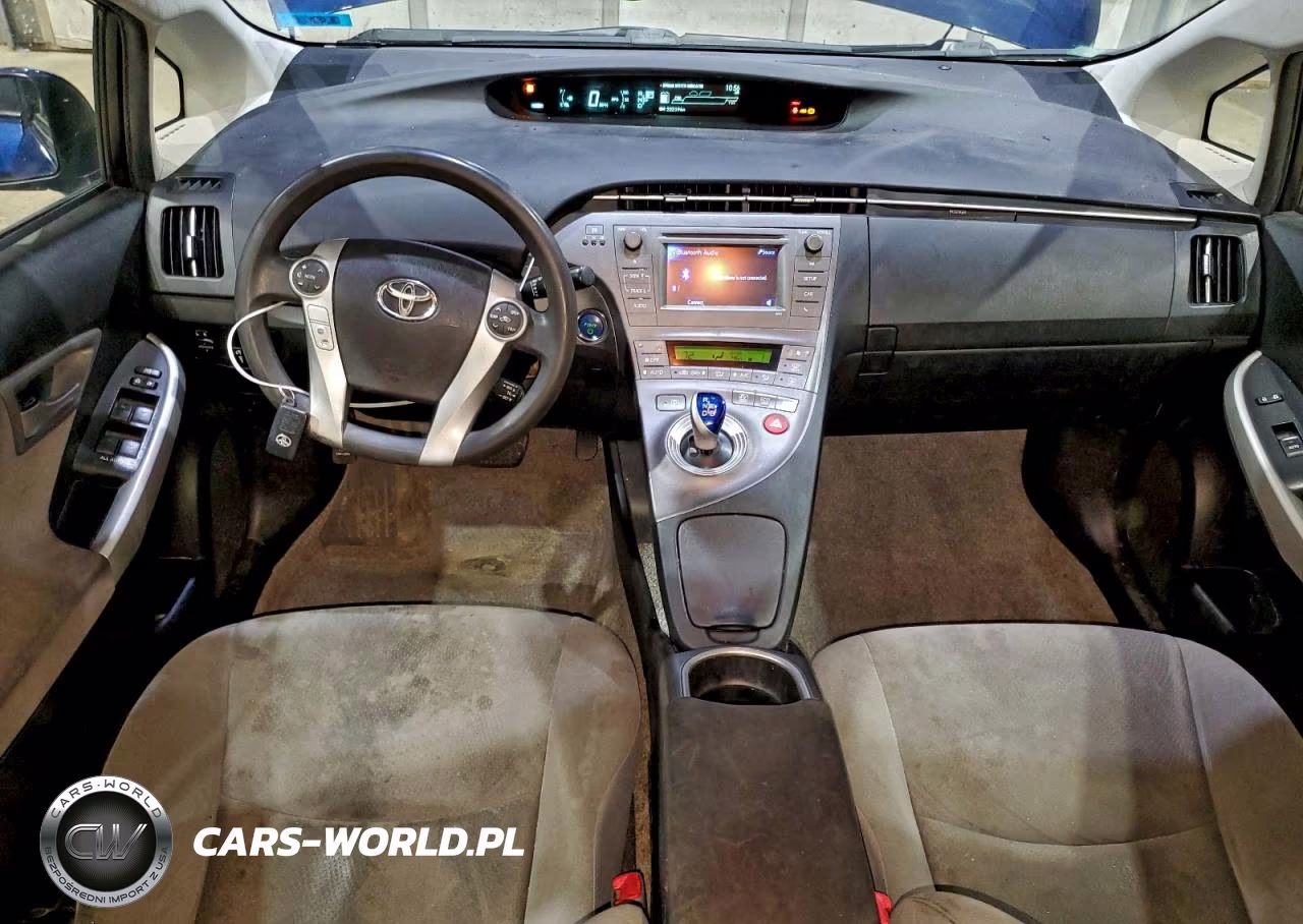 2012 Toyota Prius Two VIN:JTDKN3DU3C1535928 - 8