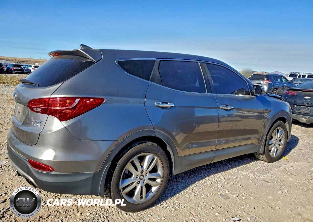 2013 Hyundai Santa Fe Sport VIN:5XYZWDLAXDG052639 - 3