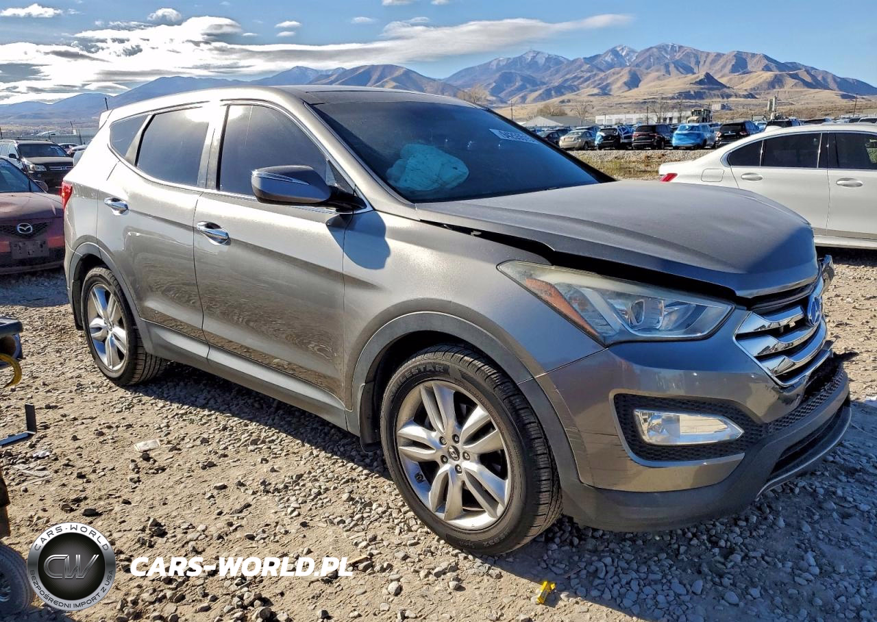 2013 Hyundai Santa Fe Sport VIN:5XYZWDLAXDG052639 - 4