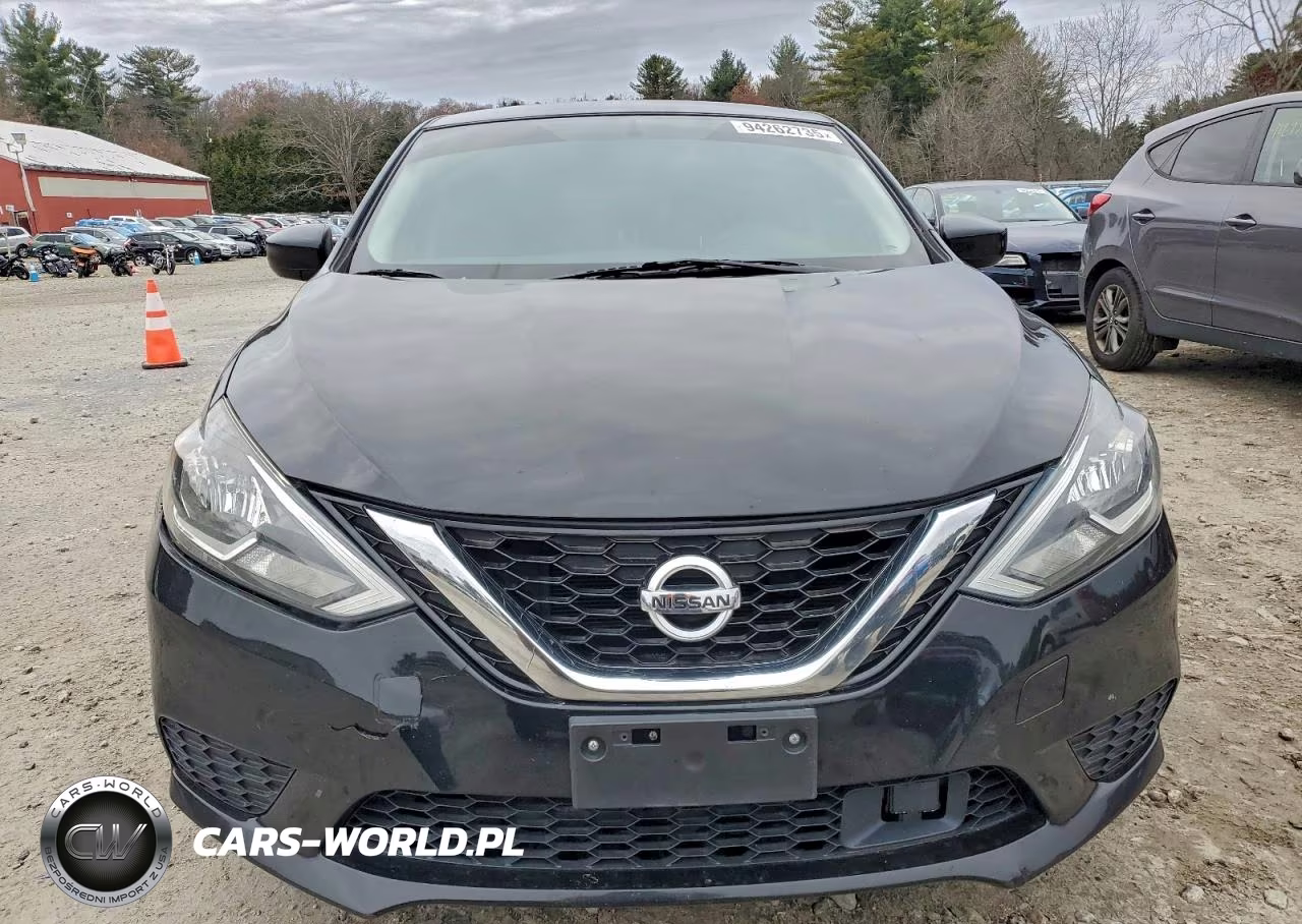 2018 Nissan Sentra S VIN:3N1AB7AP4JY251701 - 5