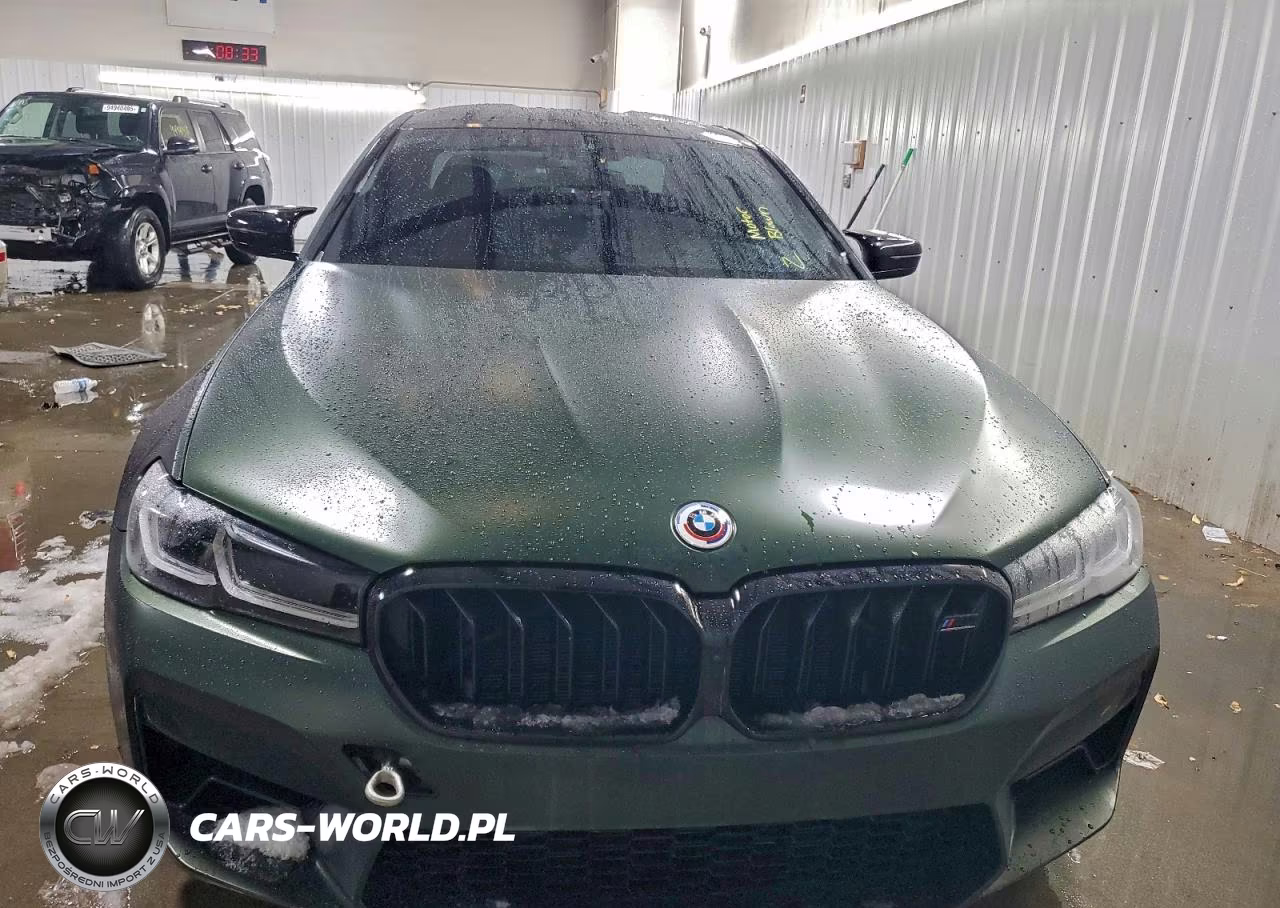 2023 BMW M5 VIN:WBS83CH09PCL44962 - 5