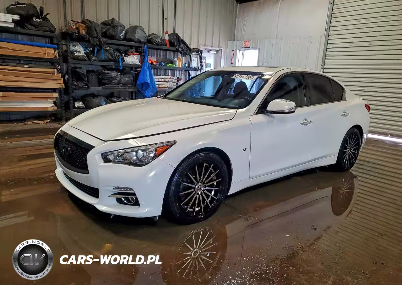 2015 Infiniti Q50 Base