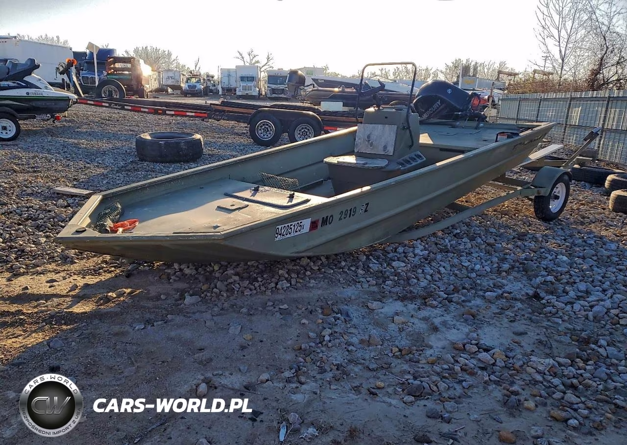 2013 Tracker Boat VIN:BUJ14630L213 - 2