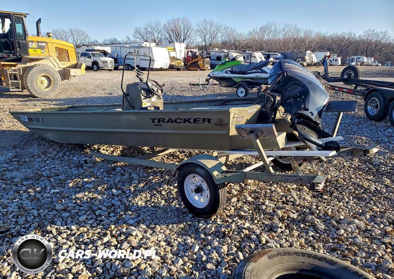 2013 Tracker Boat VIN:BUJ14630L213 - 3