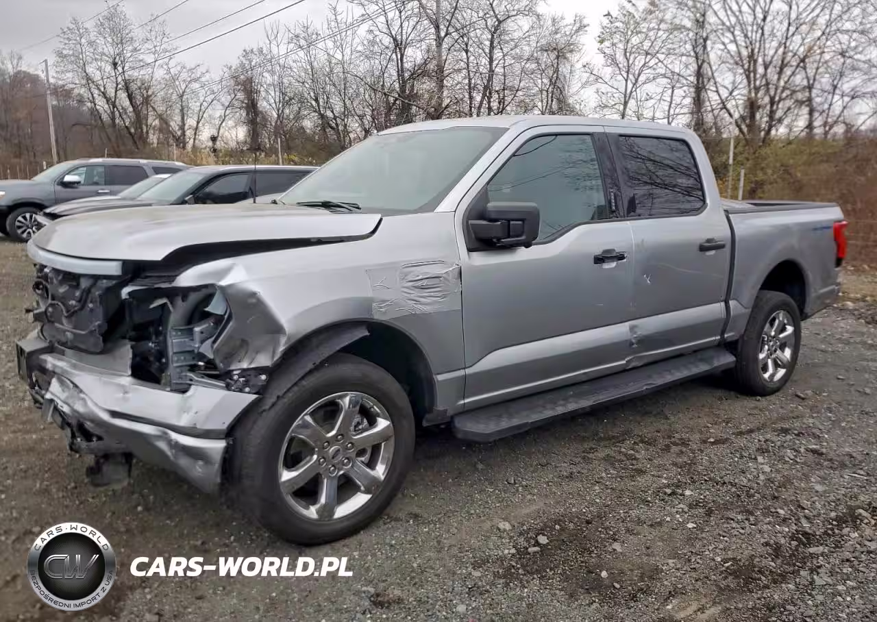 2024 Ford F150 Lightning Xlt