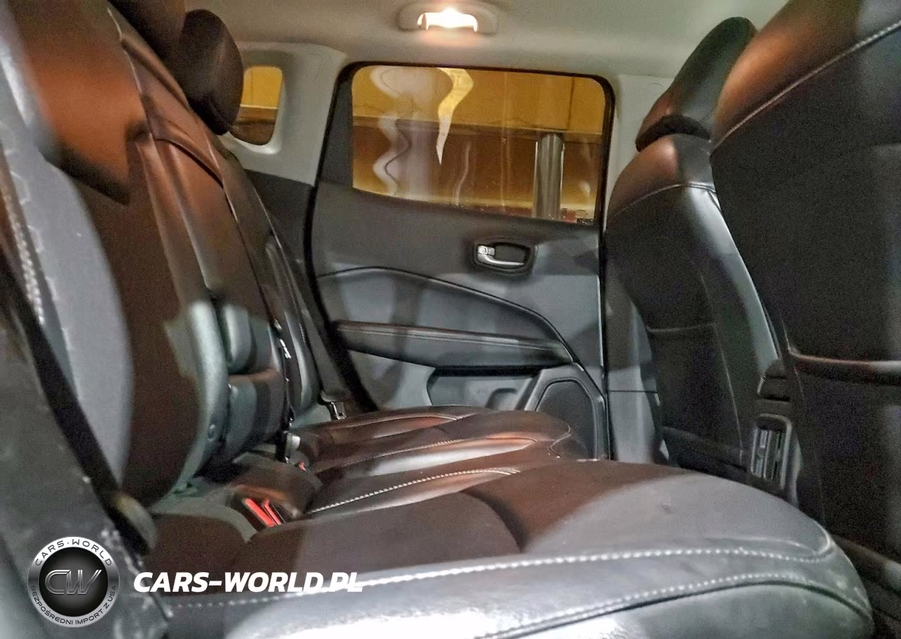 2019 Jeep Compass Latitude VIN:3C4NJDBB5KT593613 - 11