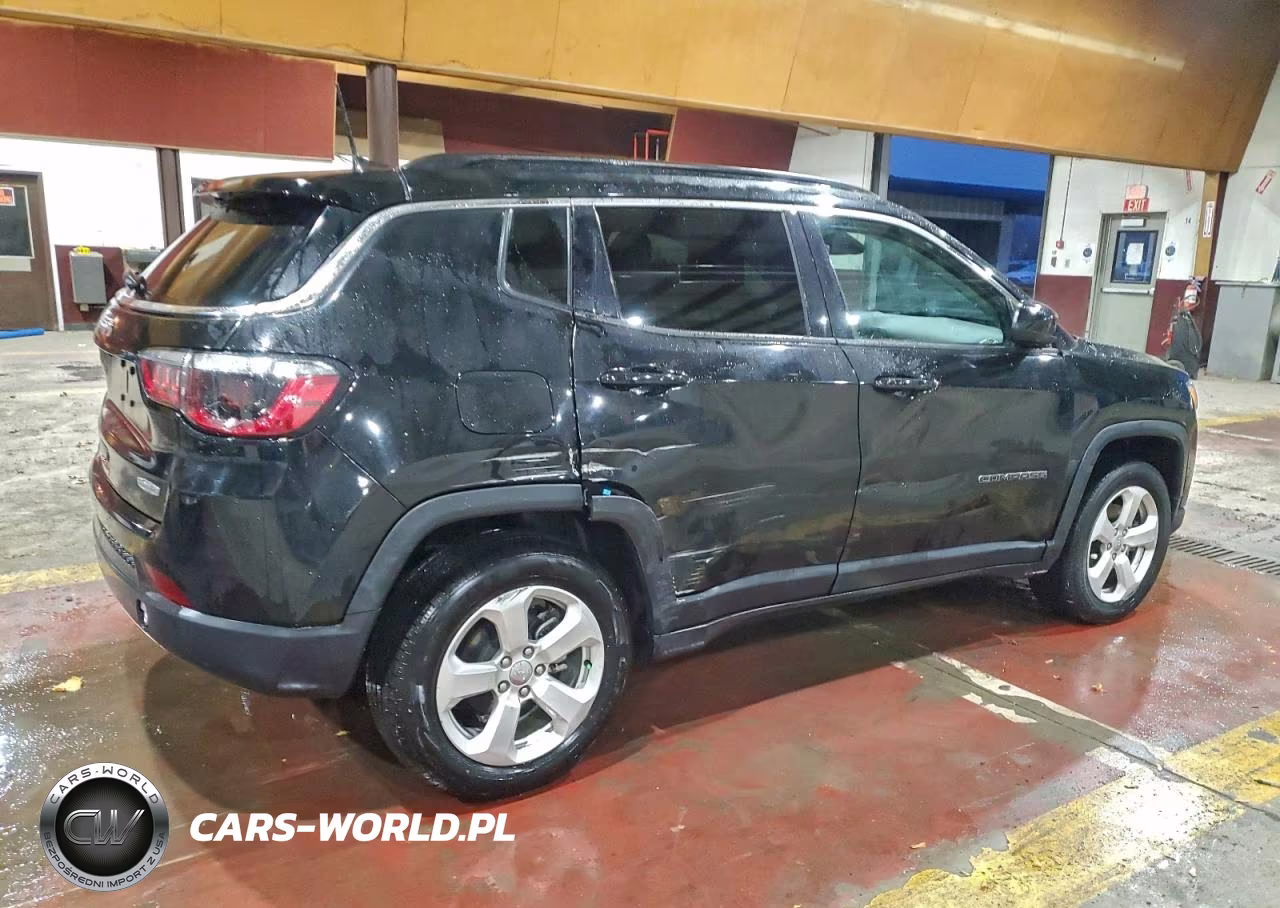 2019 Jeep Compass Latitude VIN:3C4NJDBB5KT593613 - 3