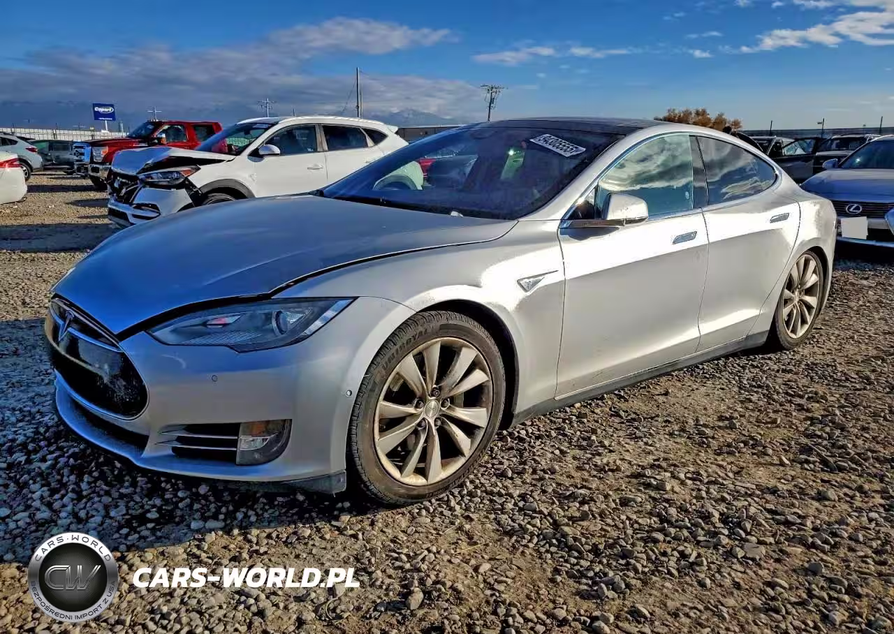 2015 Tesla Model S 85D