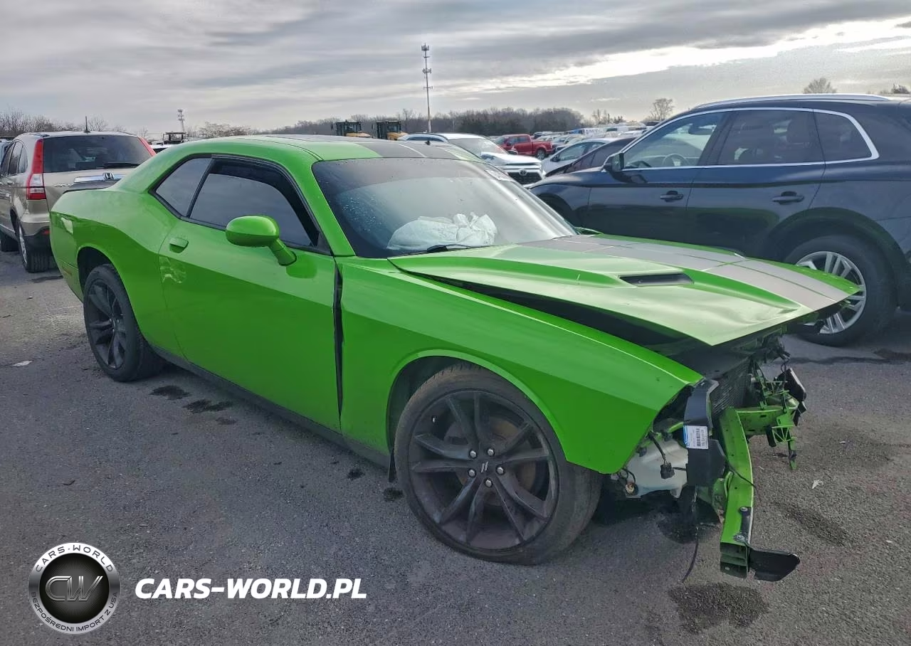 2017 Dodge Challenger Sxt VIN:2C3CDZAG7HH554729 - 4