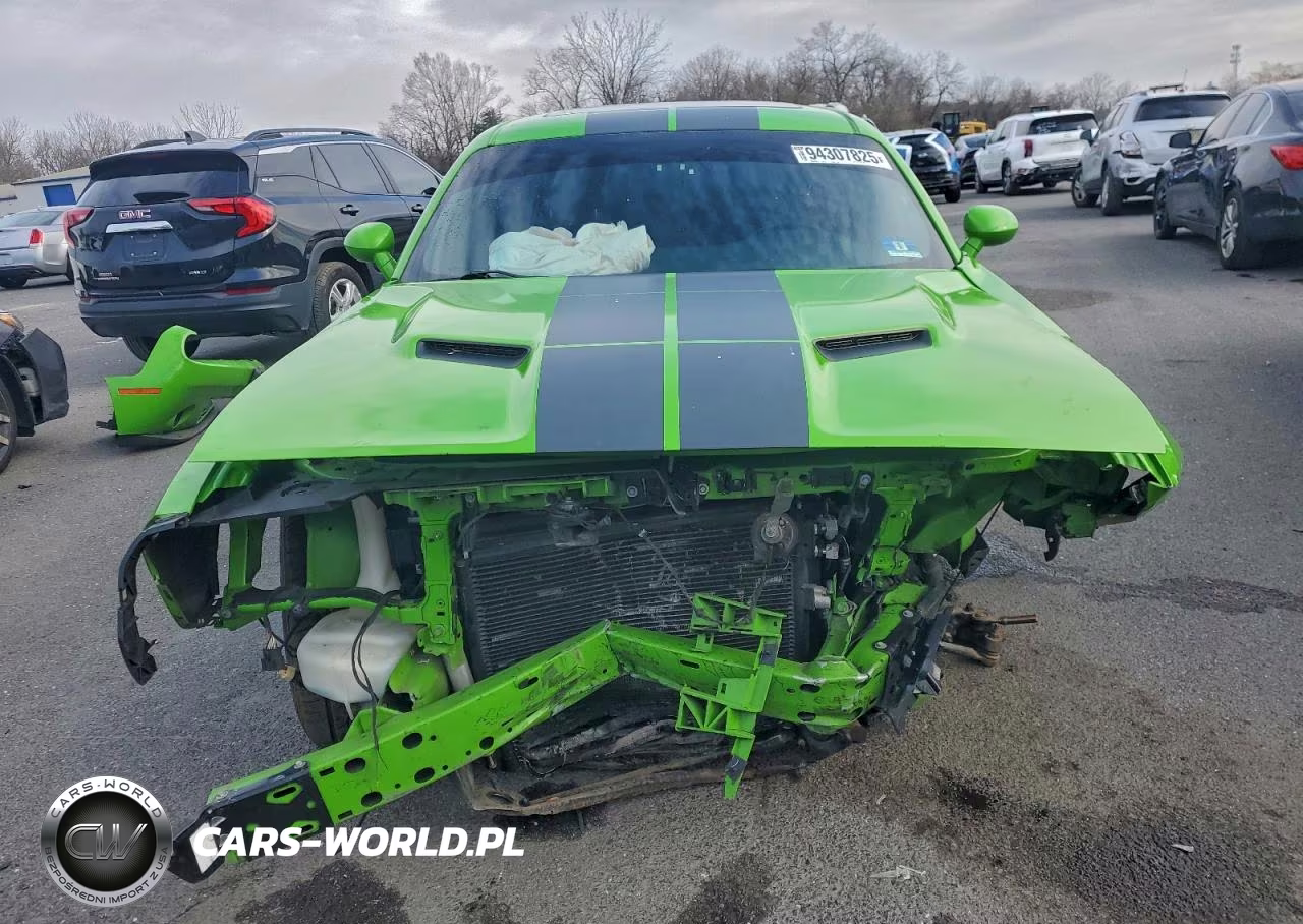 2017 Dodge Challenger Sxt VIN:2C3CDZAG7HH554729 - 5