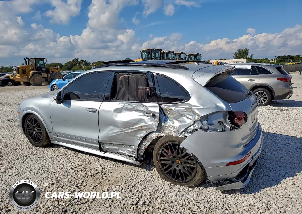 2017 Porsche Cayenne VIN:WP1AD2A23HLA82321 - 2