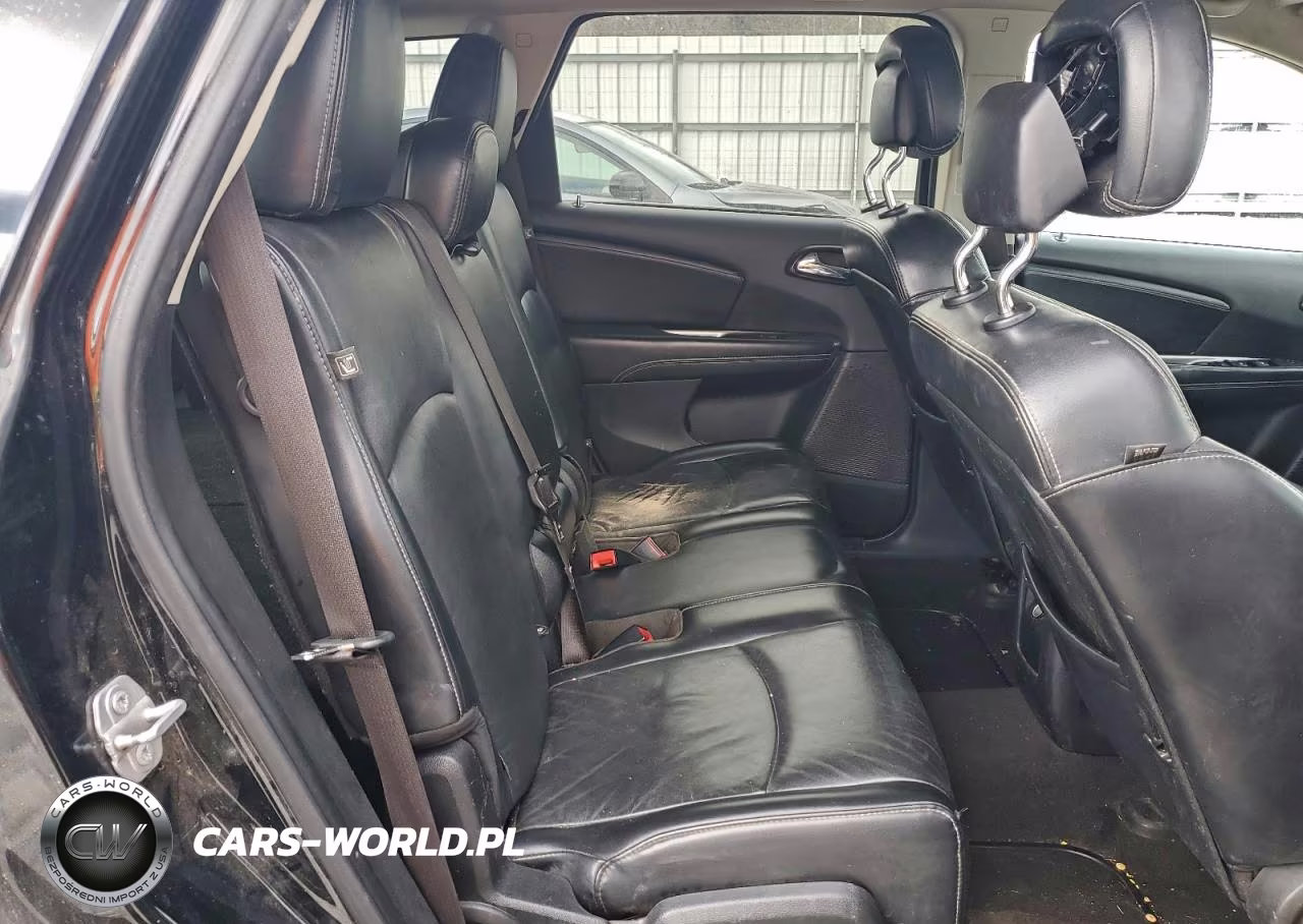 2018 Dodge Journey Crossroad VIN:3C4PDCGG9JT505126 - 11