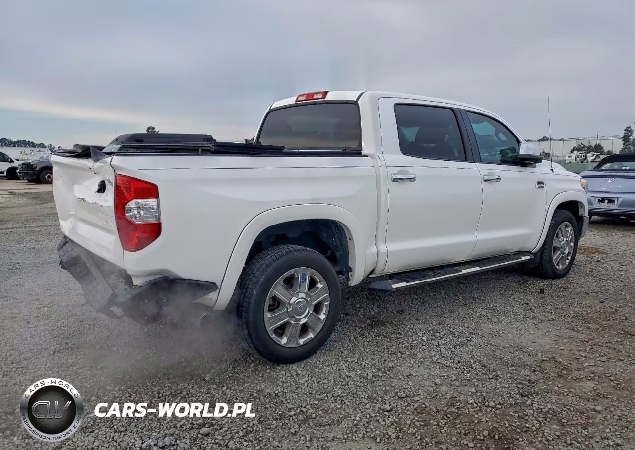 2018 Toyota Tundra Crewmax 1794 VIN:5TFGY5F17JX230809 - 3