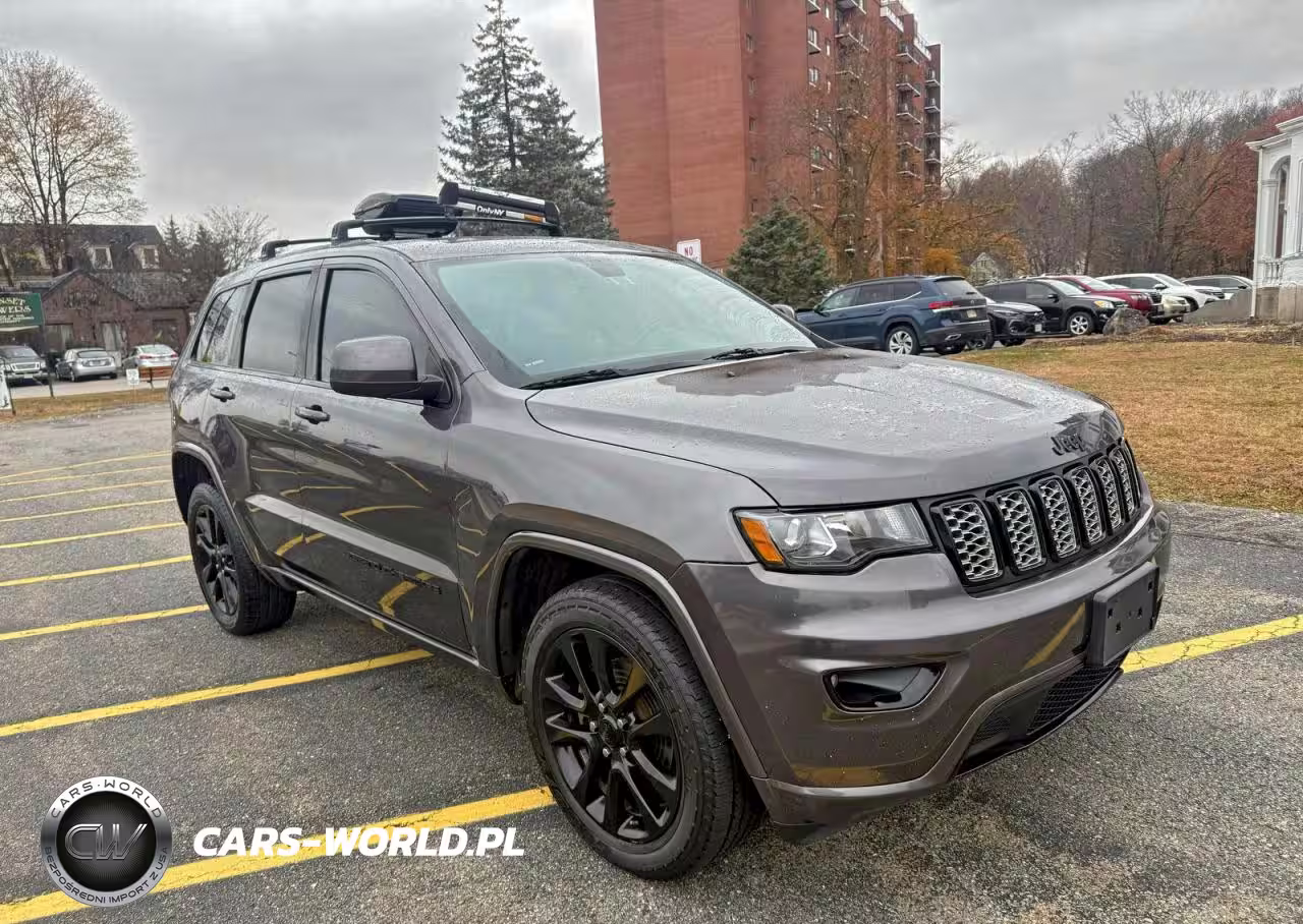 2017 Jeep Grand Cherokee Laredo