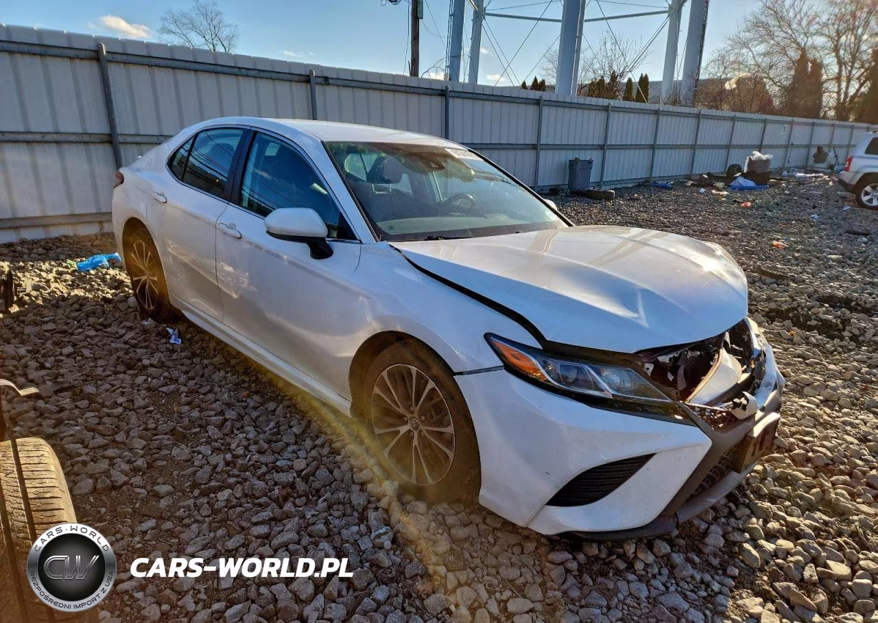 2020 Toyota Camry Se VIN:4T1G11AK2LU907035 - 4