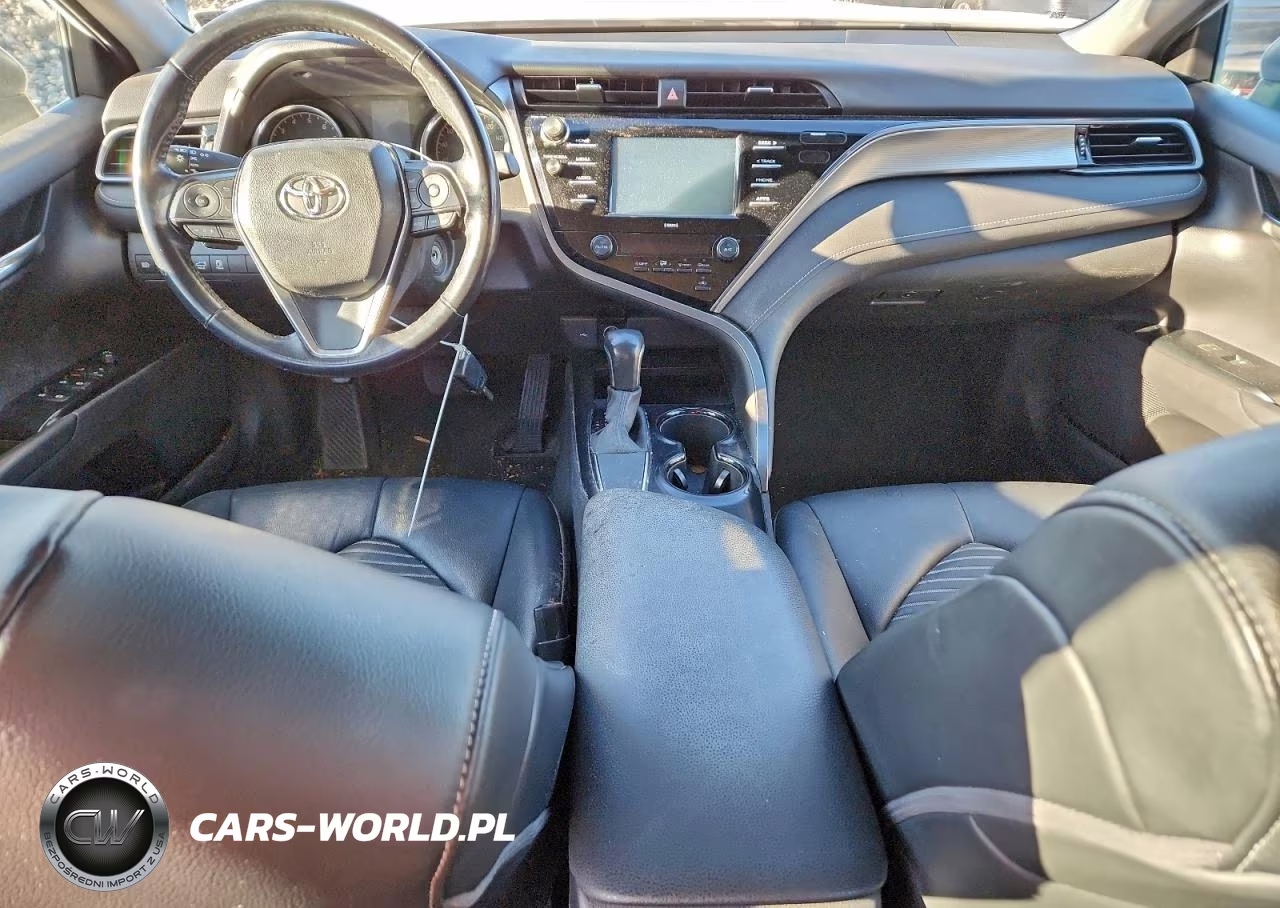 2020 Toyota Camry Se VIN:4T1G11AK2LU907035 - 8