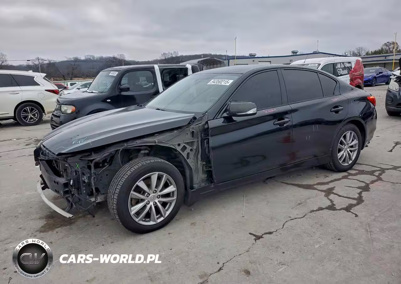 2015 Infiniti Q50 Base