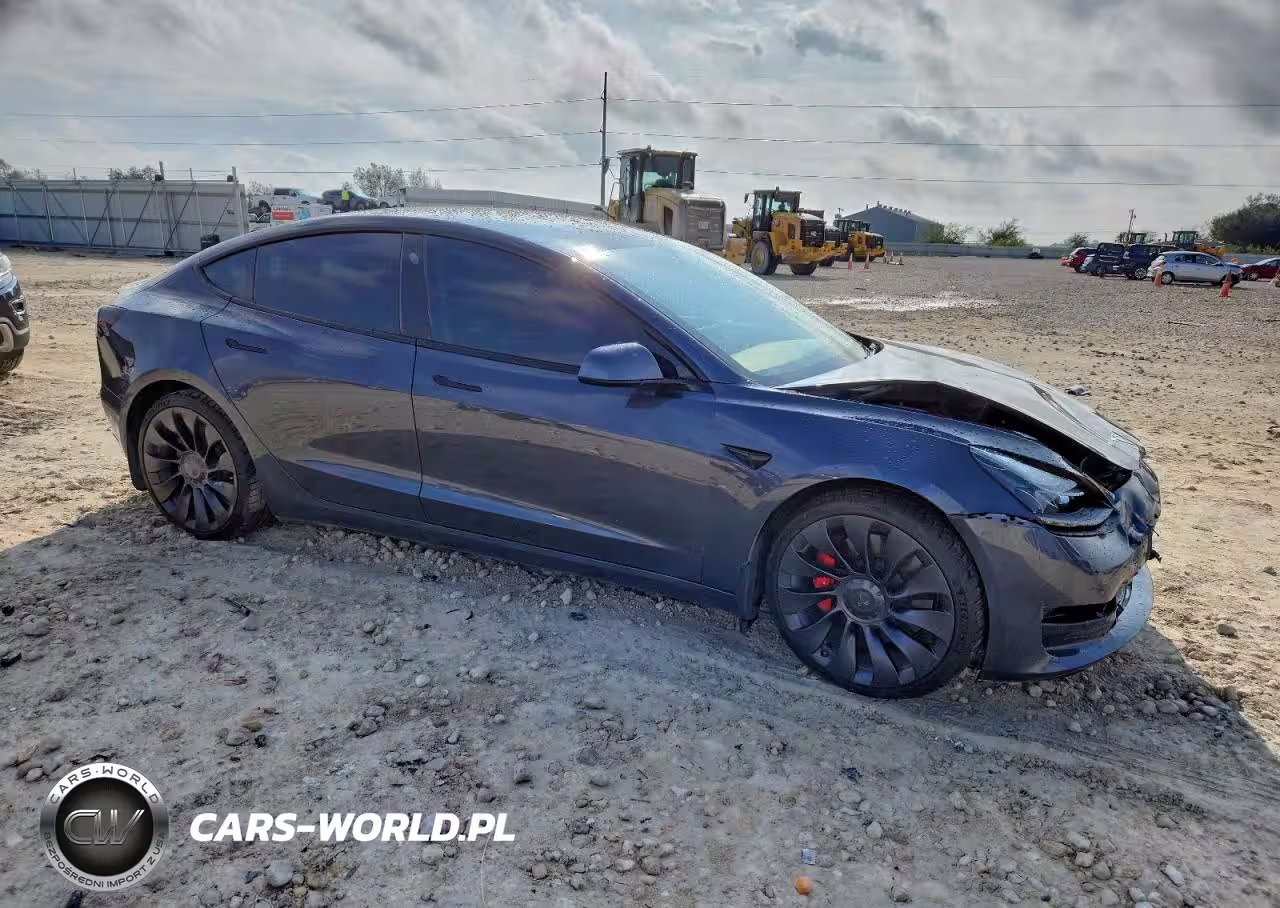2021 Tesla Model 3 VIN:5YJ3E1ECXMF086173 - 4