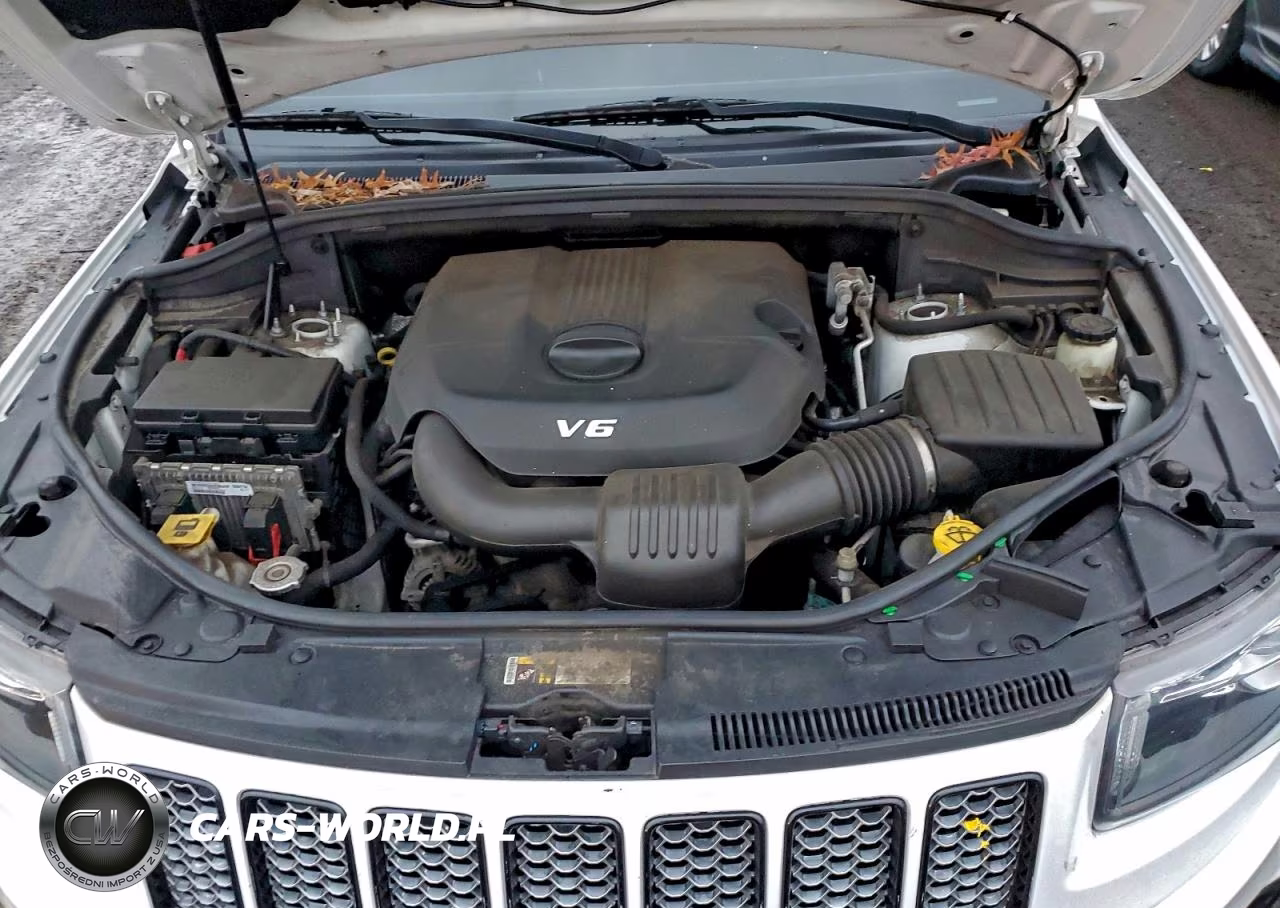 2015 Jeep Grand Cherokee Laredo VIN:1C4RJFAG7FC102132 - 12