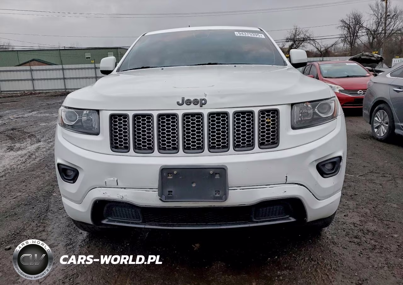 2015 Jeep Grand Cherokee Laredo VIN:1C4RJFAG7FC102132 - 5