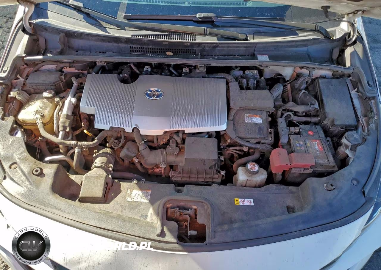 2018 Toyota Prius Prime VIN:JTDKARFP7J3103673 - 11