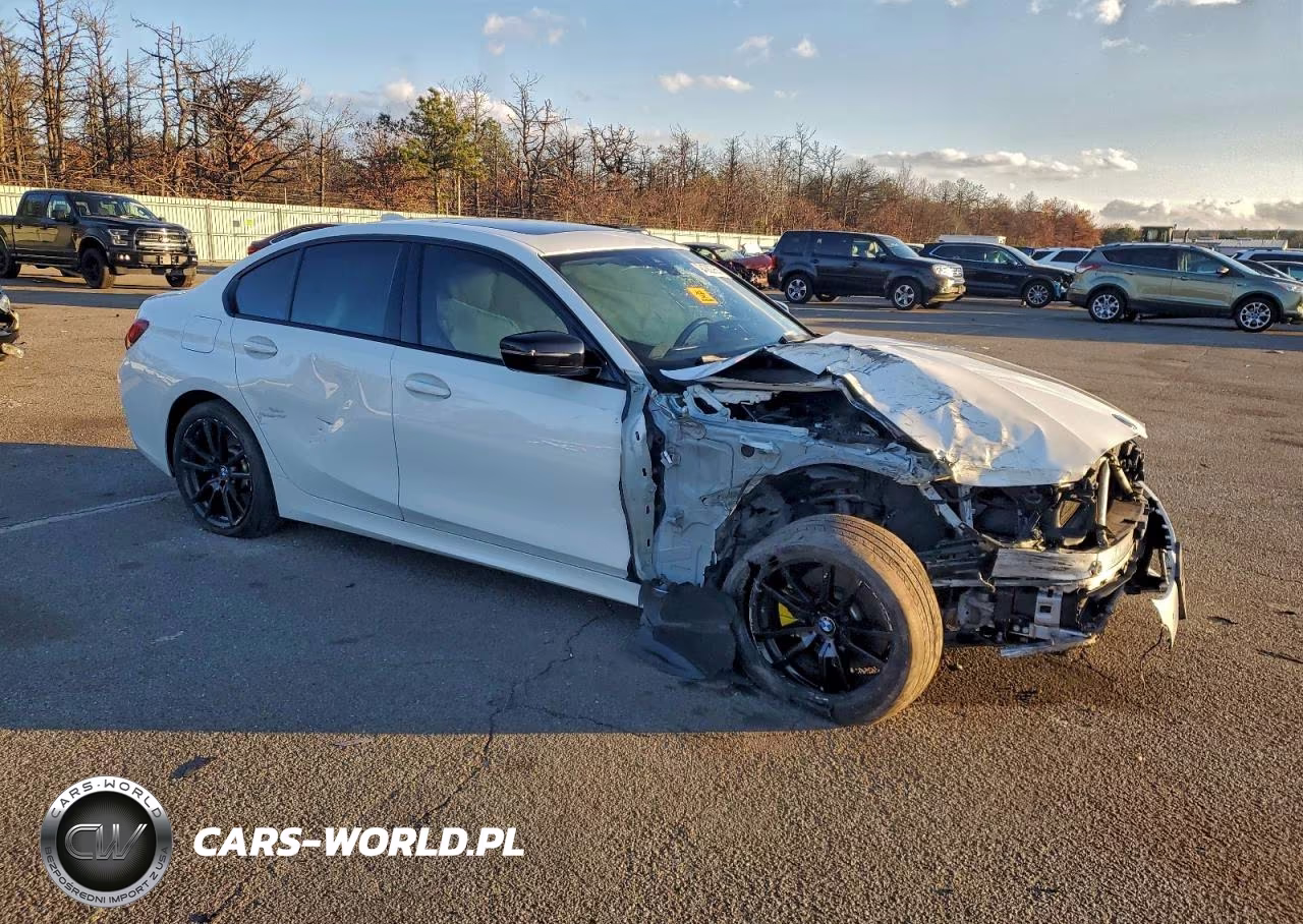 2021 BMW 330Xi VIN:3MW5R7J02M8B96499 - 4