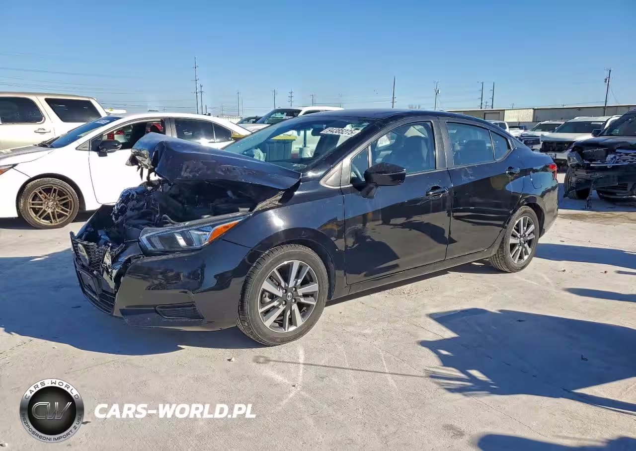 2021 Nissan Versa Sv