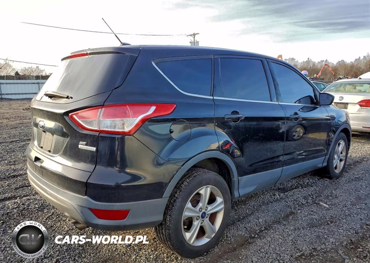 2016 Ford Escape Se VIN:1FMCU0G99GUC45268 - 3