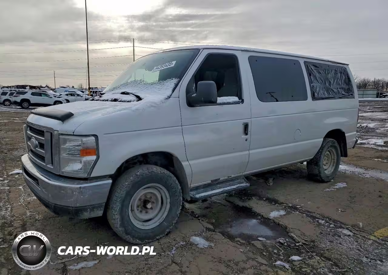 2014 Ford Econoline E350 Super Duty Wagon