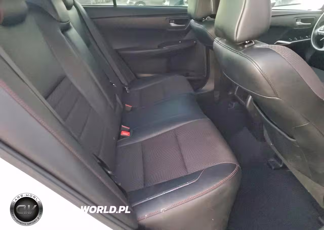 2017 Toyota Camry Le VIN:4T1BF1FK4HU403968 - 10