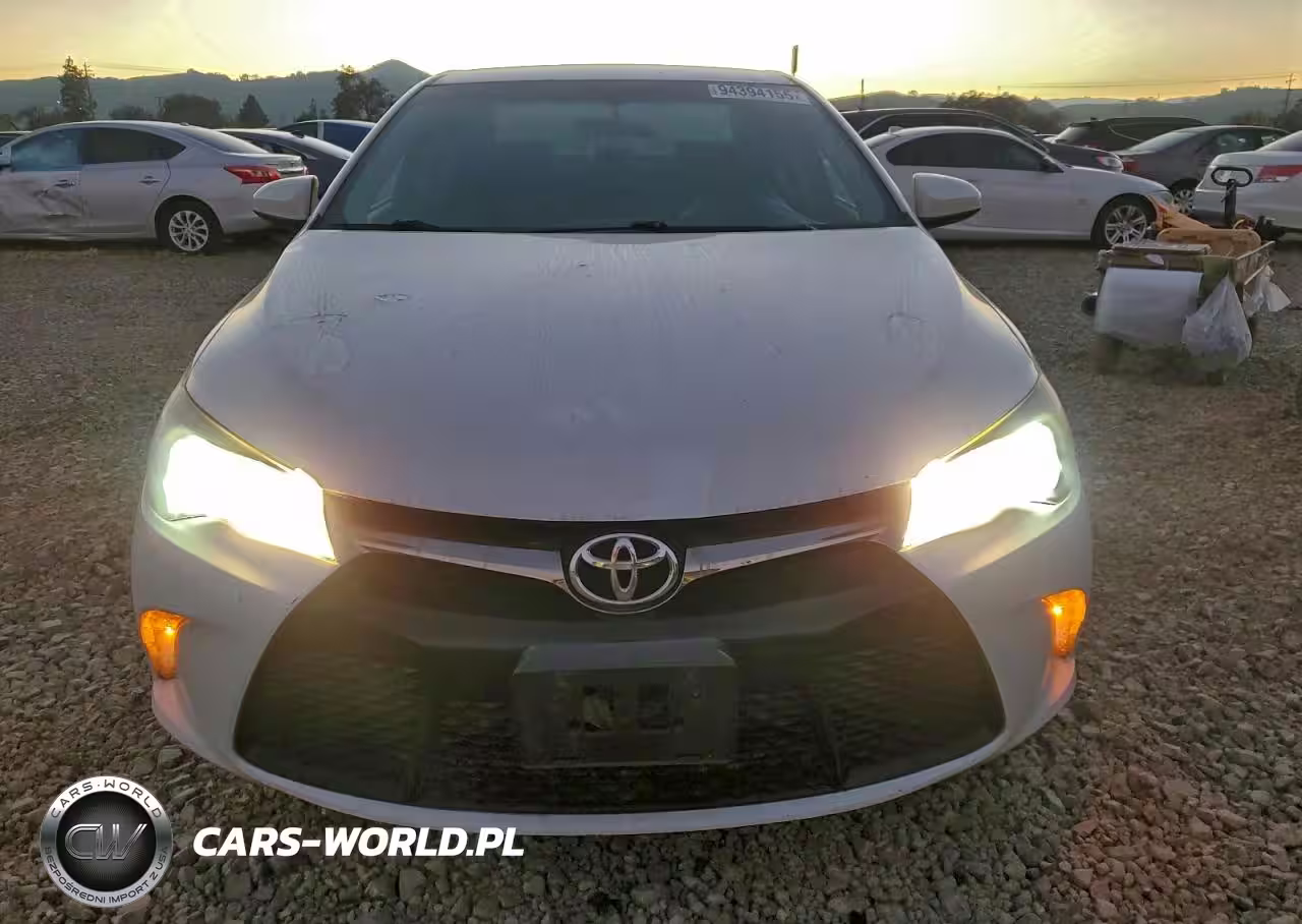 2017 Toyota Camry Le VIN:4T1BF1FK4HU403968 - 5