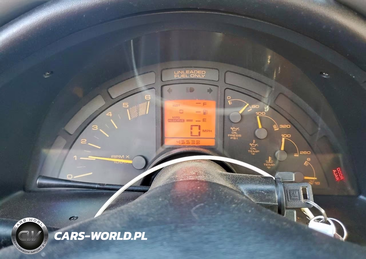 1991 Chevrolet Corvette VIN:1G1YY3388M5106776 - 9