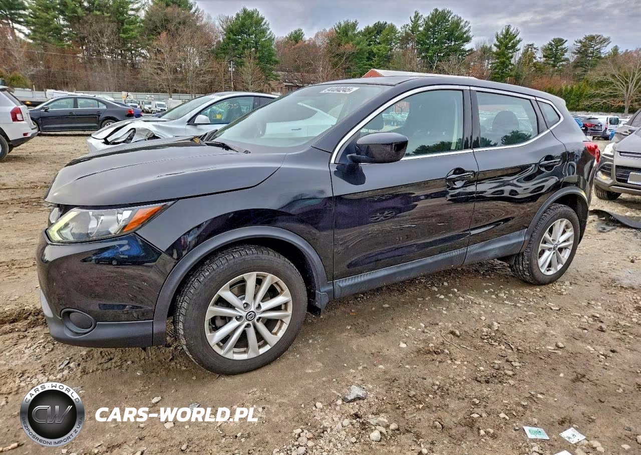 2019 Nissan Rogue Sport S – zdjęcie 1 z 12
