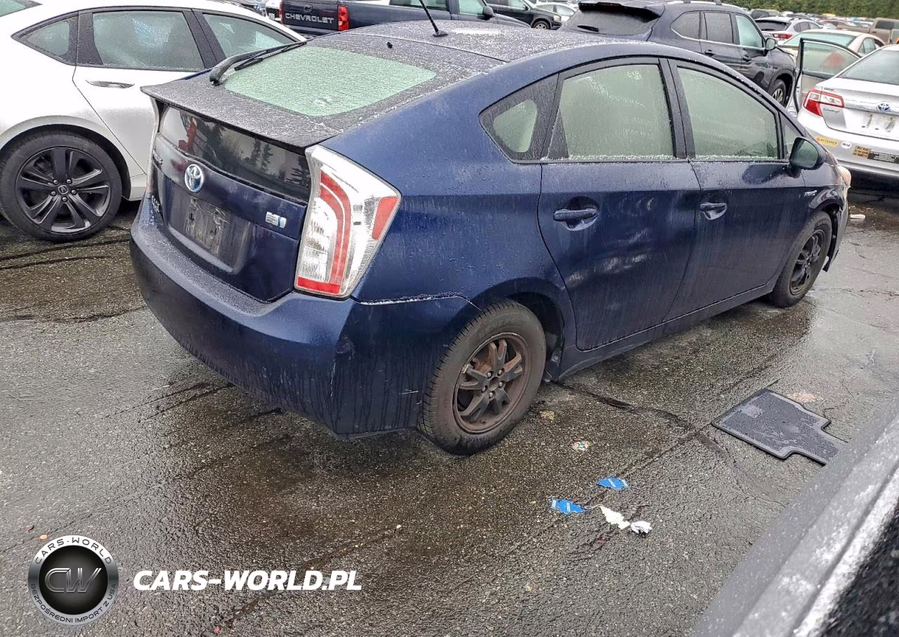 2015 Toyota Prius VIN:JTDKN3DUXF1886193 - 3
