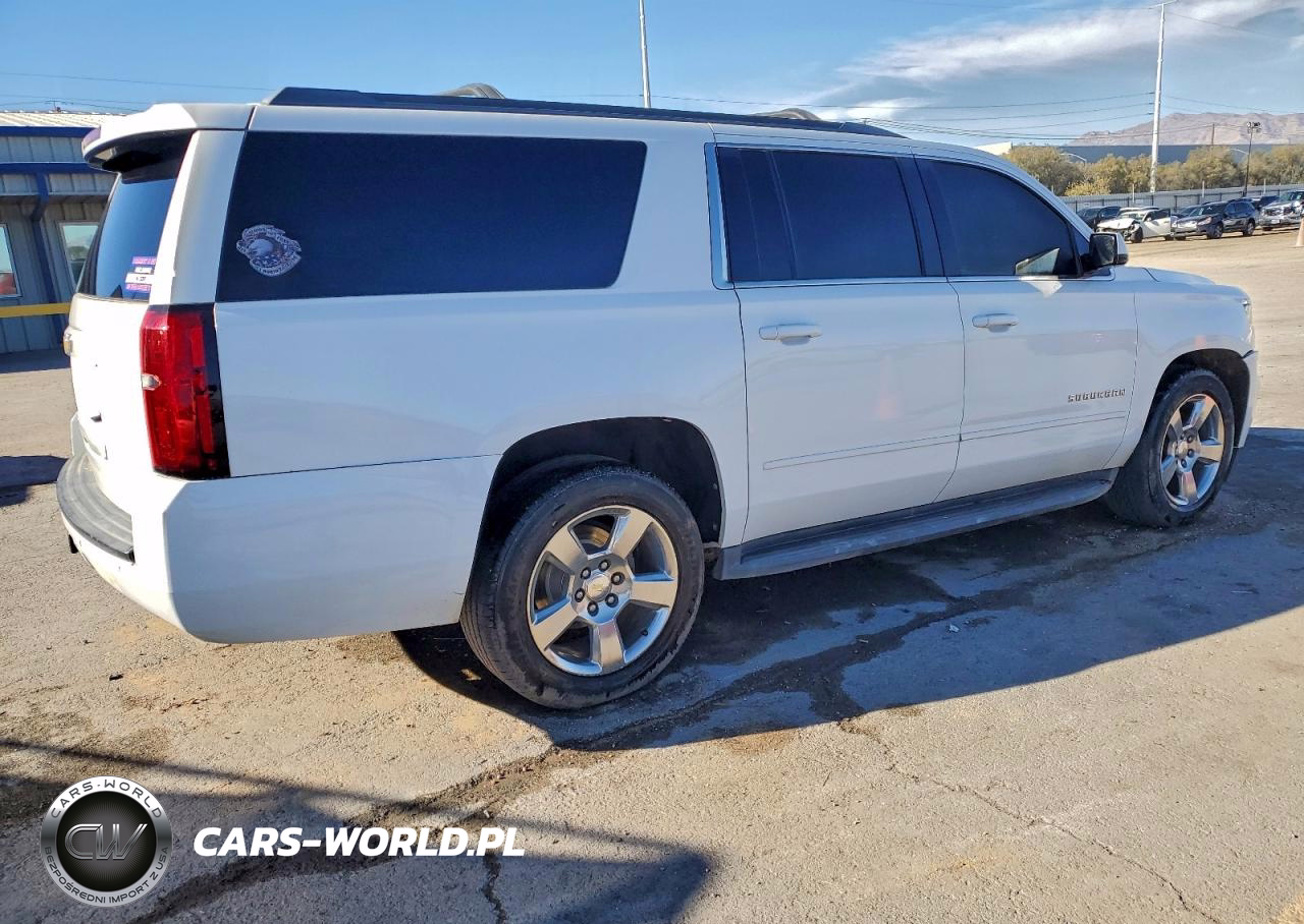 2017 Chevrolet Suburban C1500 Ls VIN:1GNSCGKCXHR382438 - 3