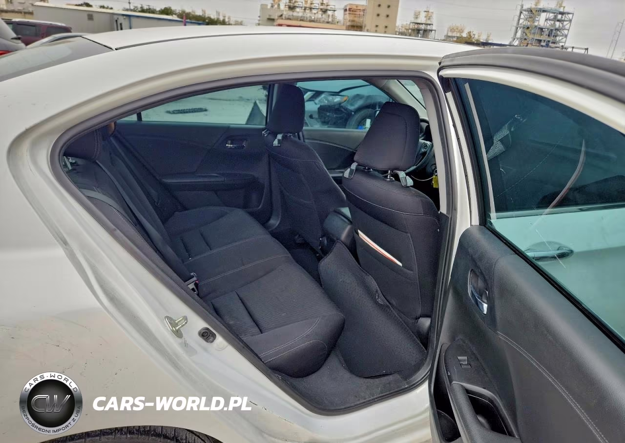 2015 Honda Accord Sport VIN:1HGCR2F56FA130855 - 10
