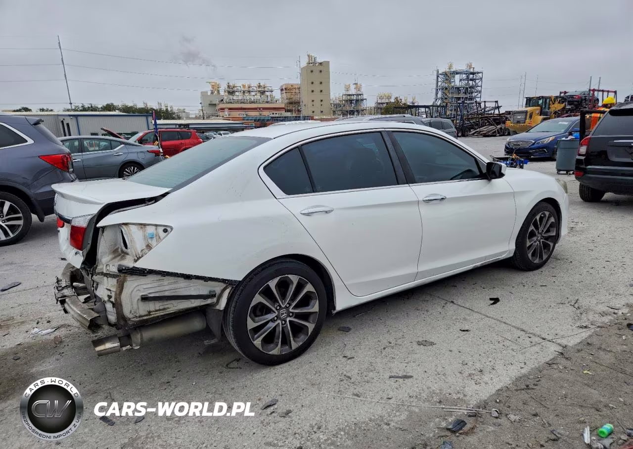 2015 Honda Accord Sport VIN:1HGCR2F56FA130855 - 3