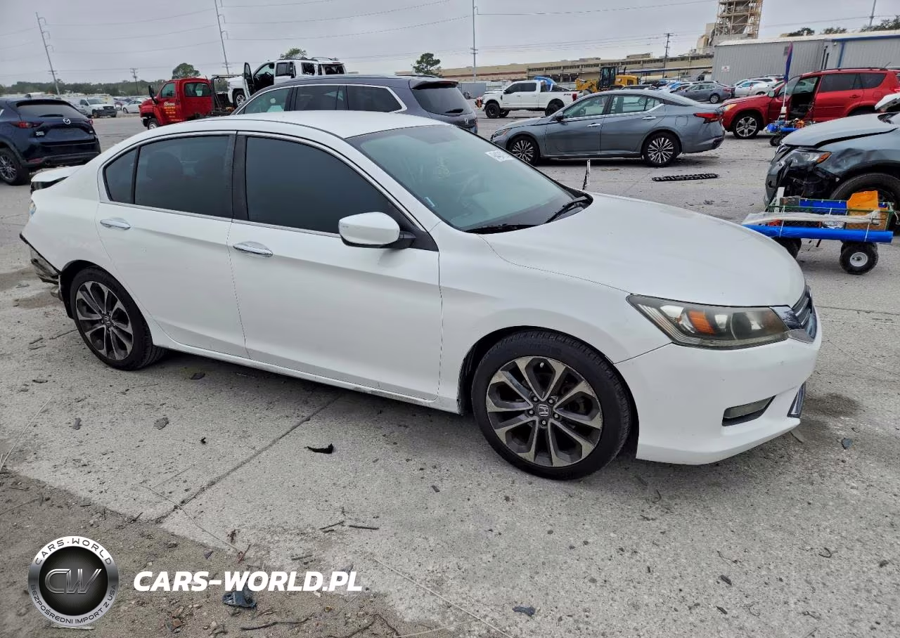 2015 Honda Accord Sport VIN:1HGCR2F56FA130855 - 4