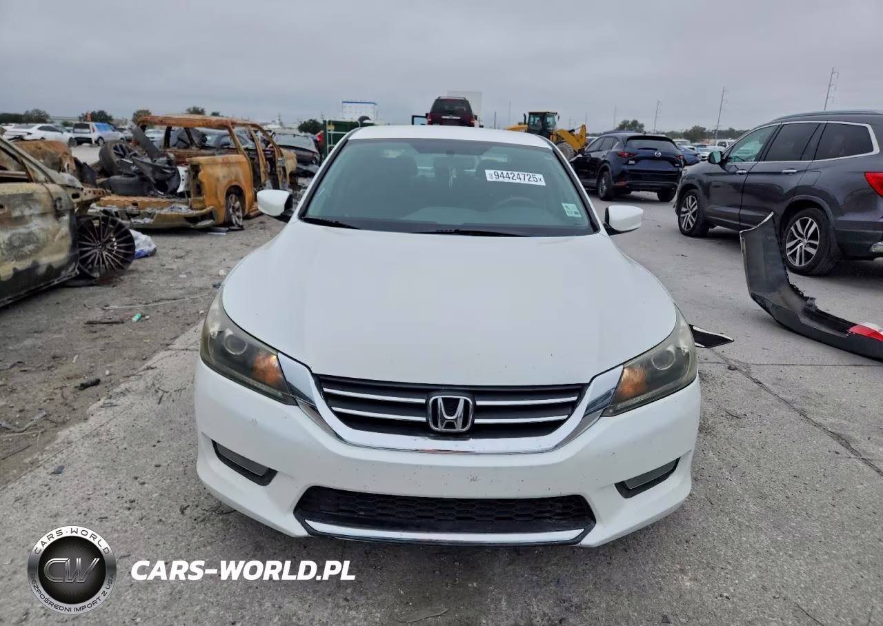 2015 Honda Accord Sport VIN:1HGCR2F56FA130855 - 5