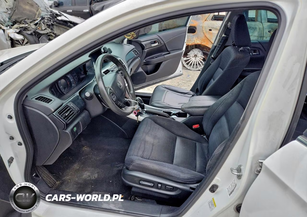 2015 Honda Accord Sport VIN:1HGCR2F56FA130855 - 7